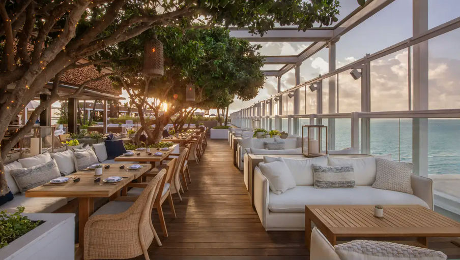 Watr at the 1 Rooftop, a restaurant in Miami, USA