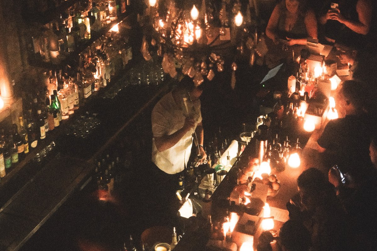 Whisler's, a bar in Austin, USA — photo 1