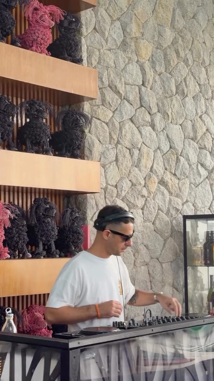 Video 2 from Woo Bar at The W