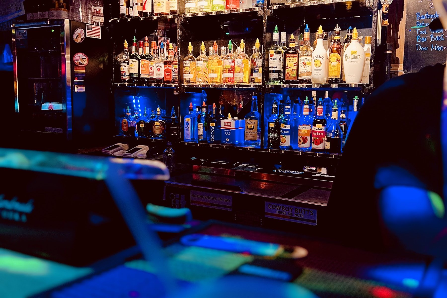 Woodshed Bar, a bar in Charlotte, USA — photo 2