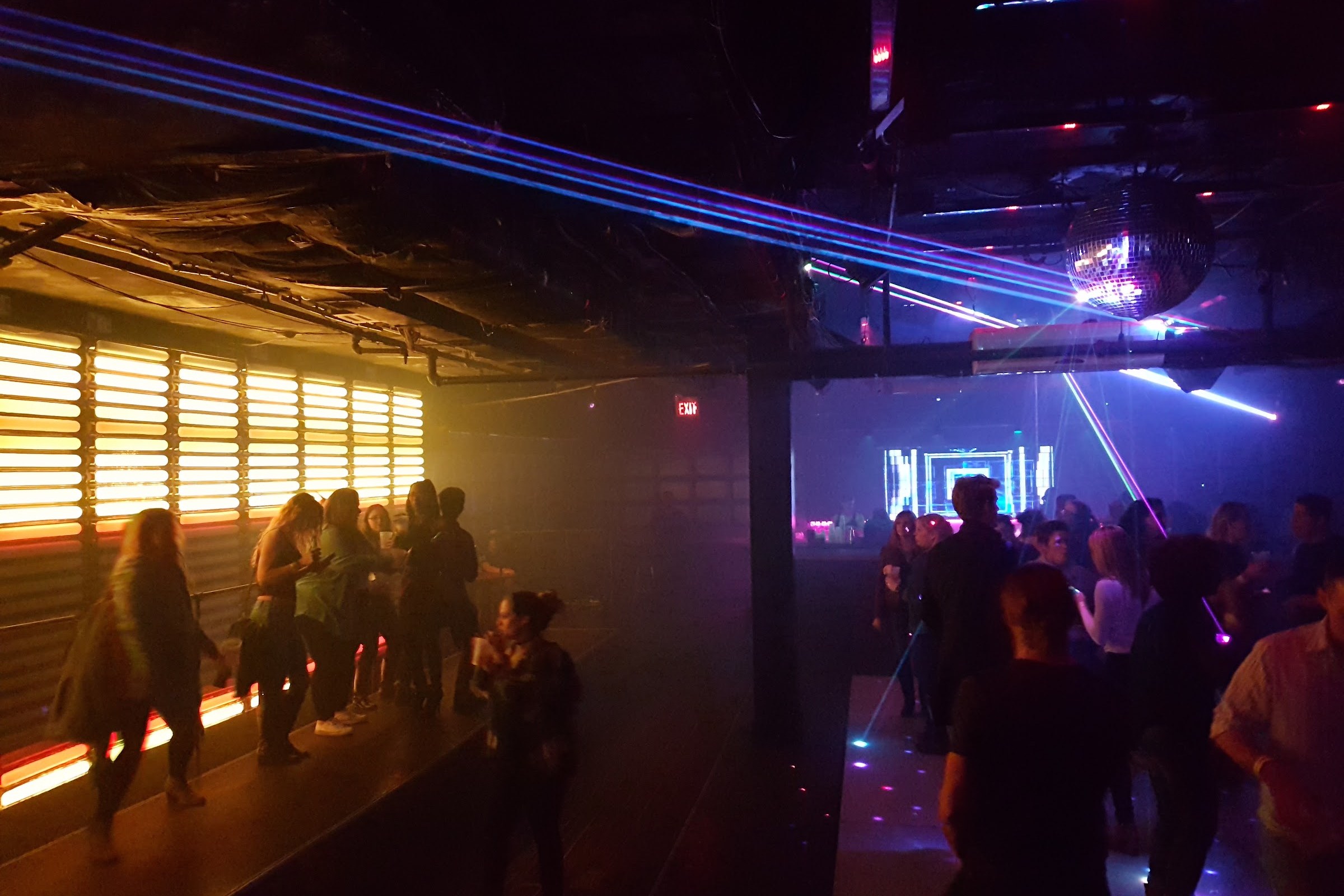 Woody's, a night club in Philadelphia, USA — photo 4