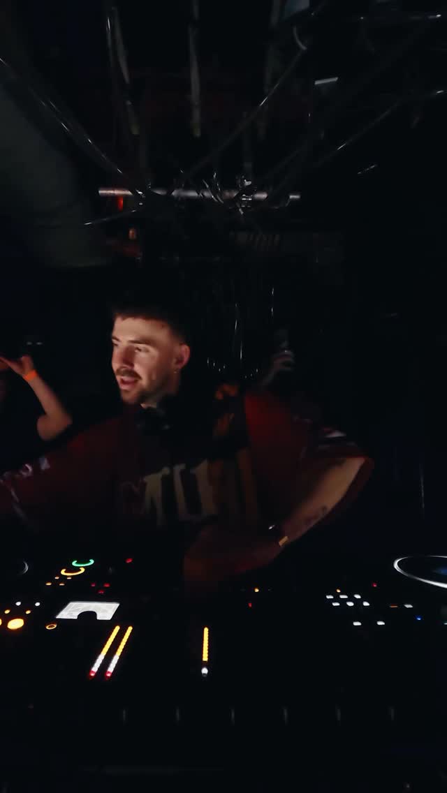 Video 8 from XOYO