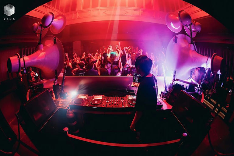 Yang Club, a night club in Singapore, Singapore