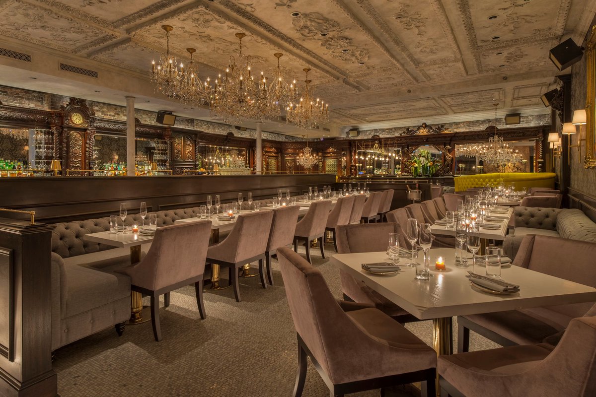 Yvonne's, a restaurant in Boston, USA — photo 1