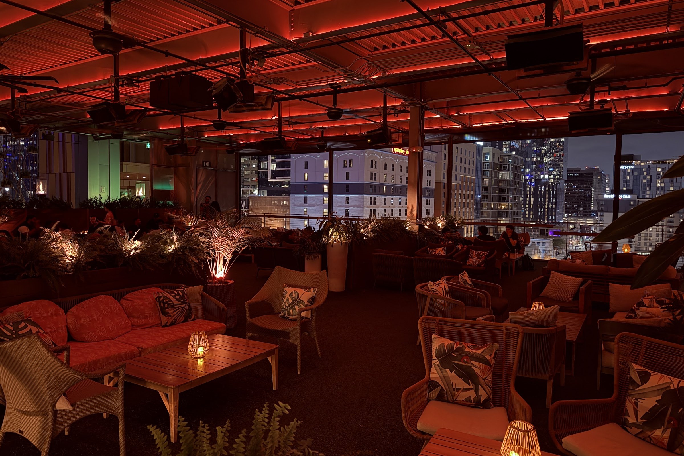 Zanzibar, a rooftop in Austin, USA — photo 2