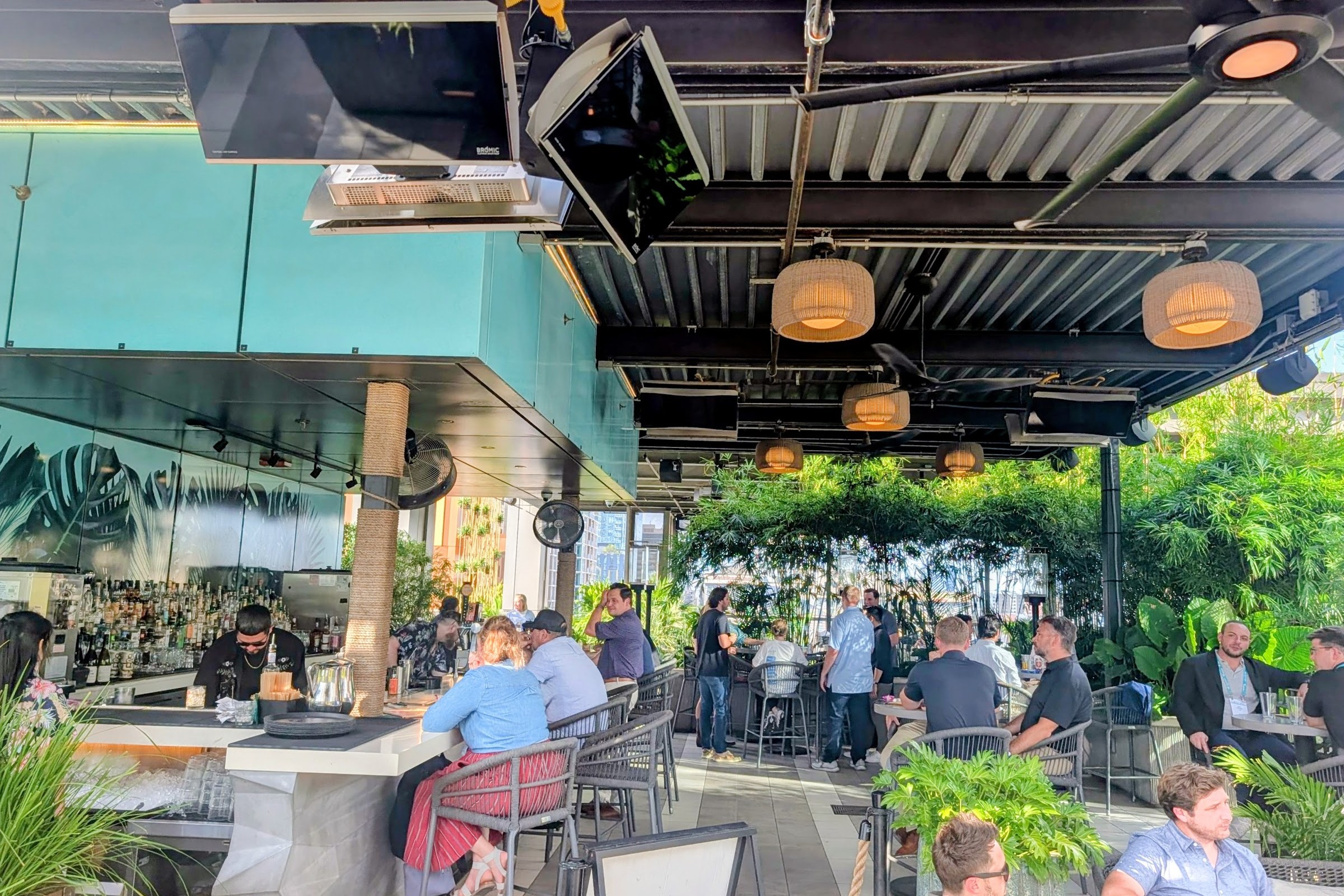 Zanzibar, a rooftop in Austin, USA — photo 4
