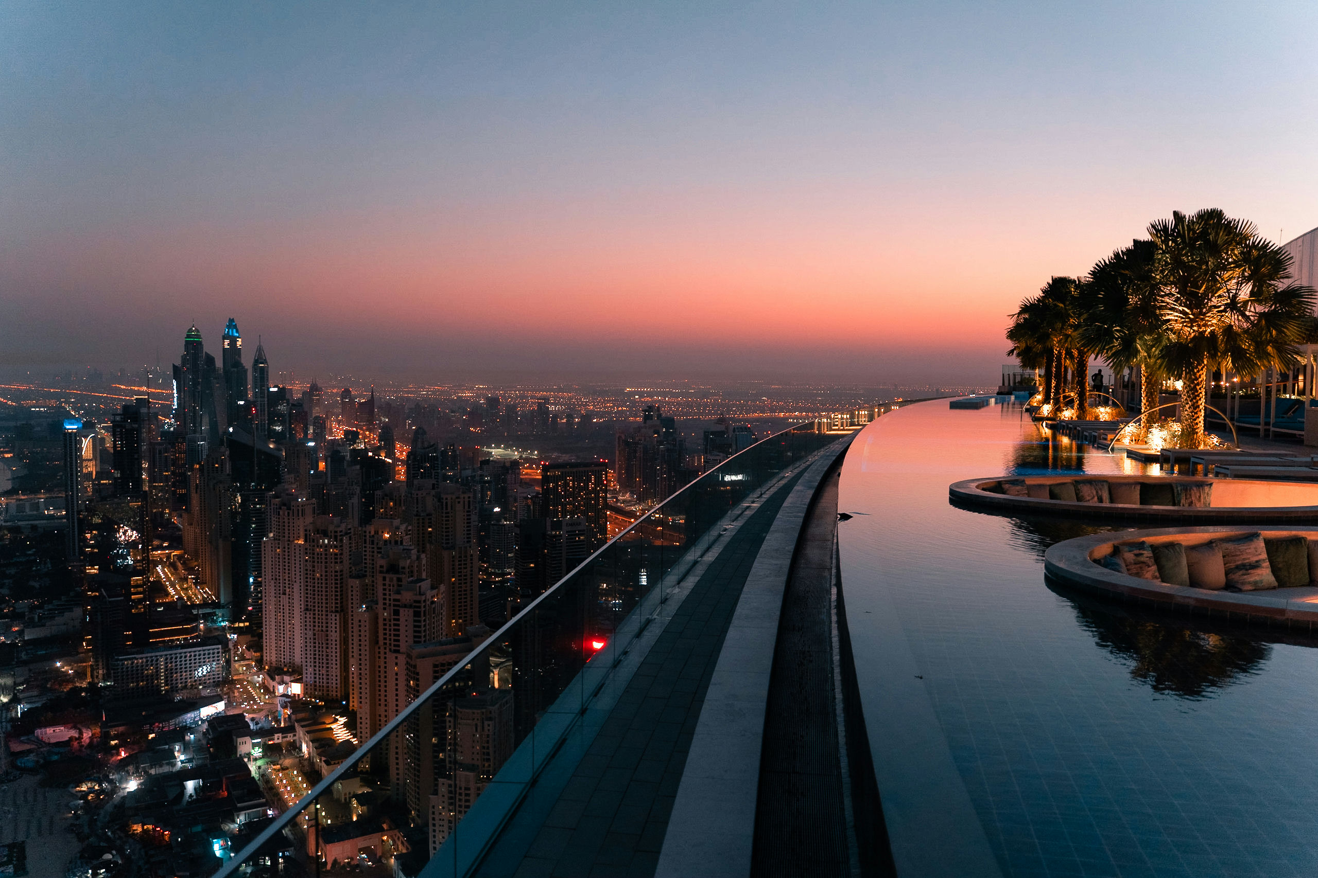 ZETA Seventy-Seven, a restaurant in Dubai, UAE — photo 3